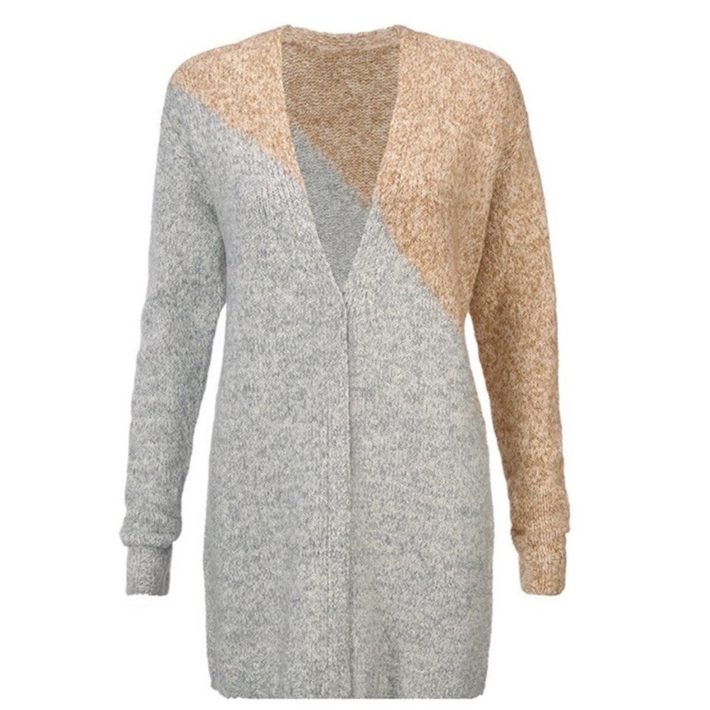 CAbi Tilt Two-Tone Gray Tan Beige Cardigan Snap V Neck Long Sleeve Colorblock
